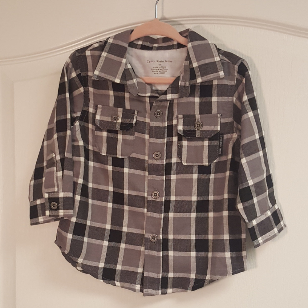Calvin Klein Black Gray Plaid Button Down Shirt